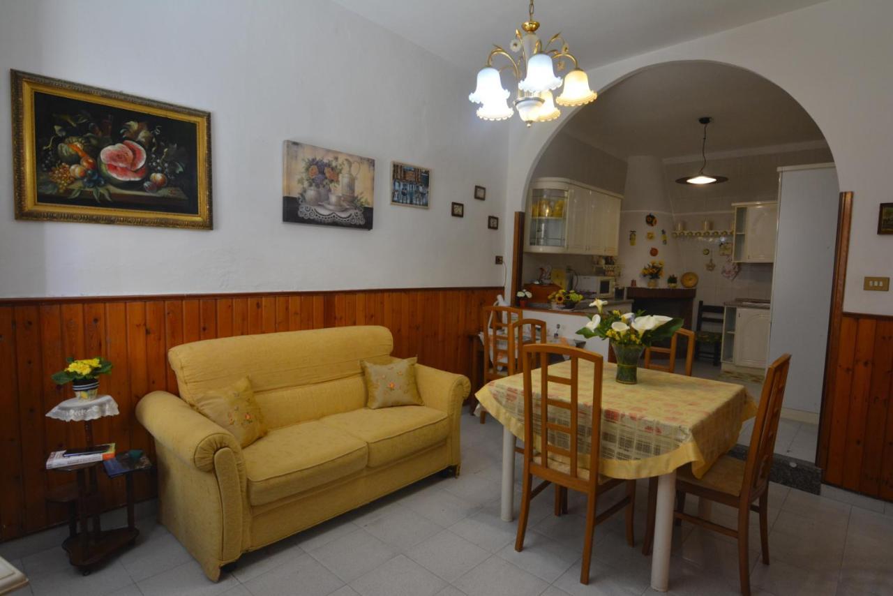 Casa Vacanze I Girasoli Iglesias Zewnętrze zdjęcie